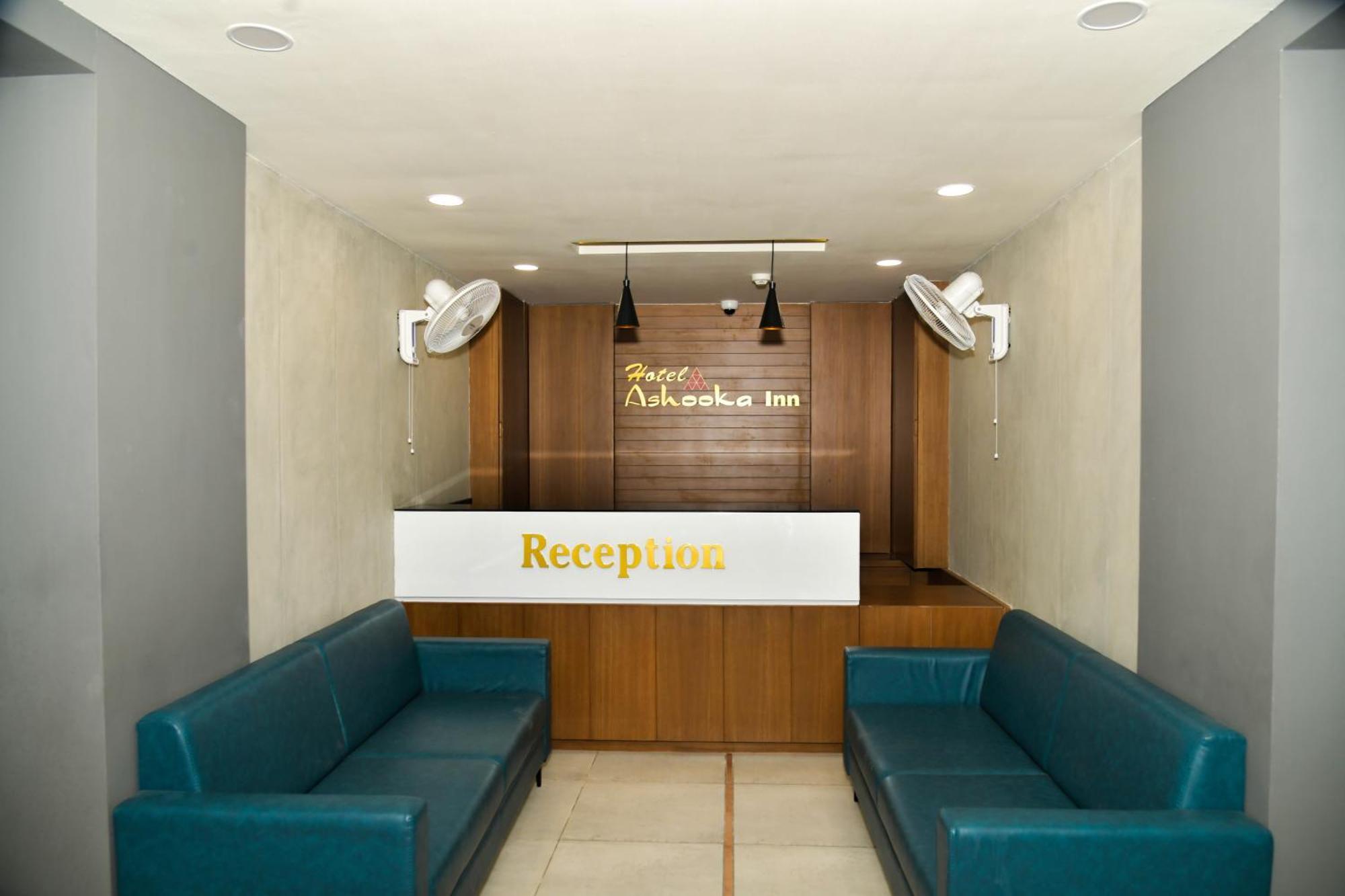 Hotel Ashooka Inn Gandhinagar Ngoại thất bức ảnh