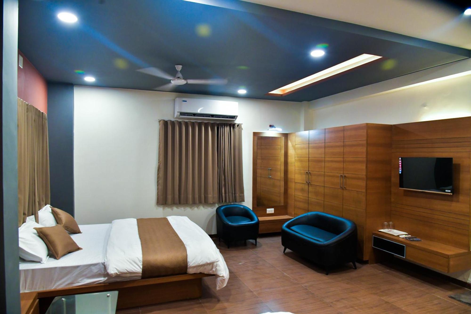 Hotel Ashooka Inn Gandhinagar Ngoại thất bức ảnh